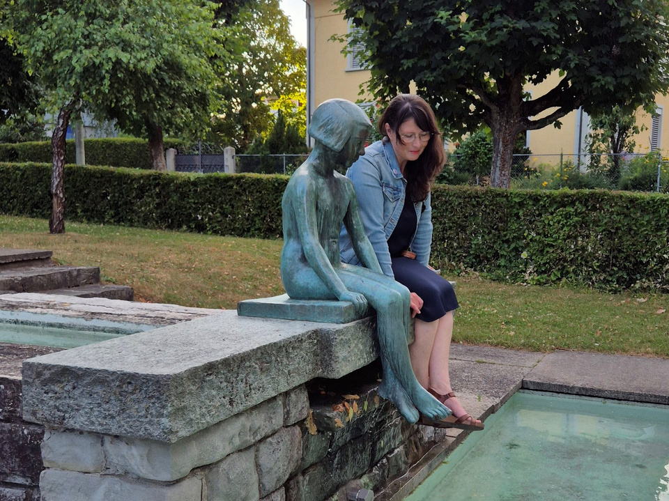 Historikerin Frauke Dammert leitet den Stadtspaziergang auf den Spuren von Frauen. Bild Kreuzlingen entdecken Stadtspaziergang
