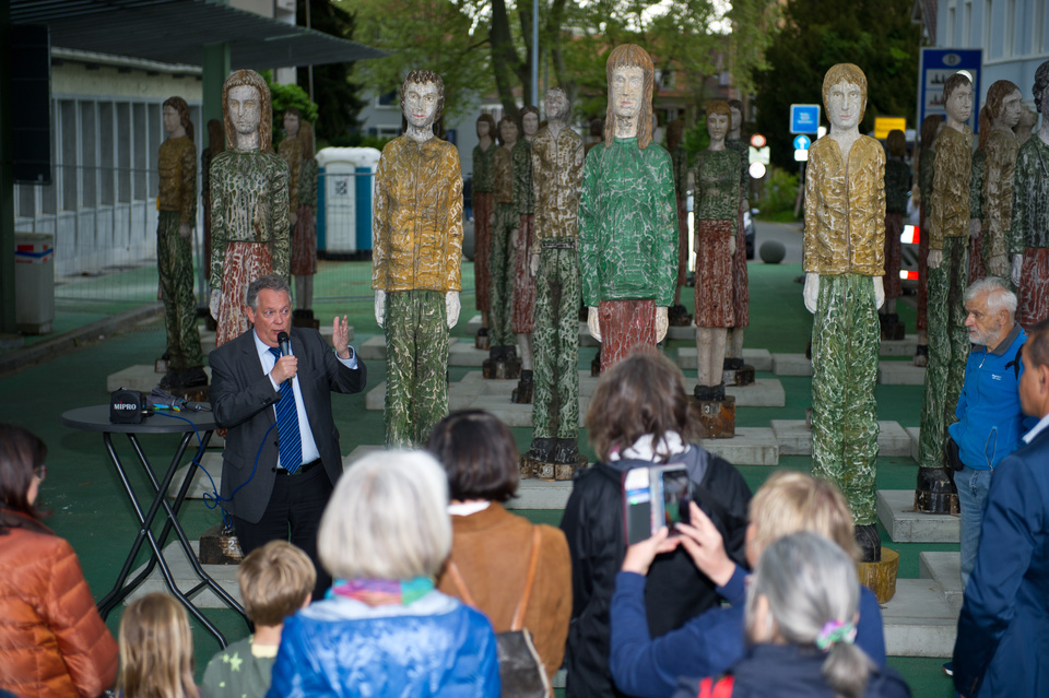 Kreuzlinger "Wächter der Erinnerung", Enthüllung am 5. Mai 2022, Eröffnung durch den Stadtpräsidenten Thomas Niederberger Kreuzlinger "Wächter der Erinnerung", Enthüllung